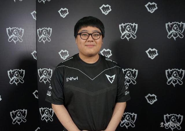 力直接影响 力直接影响