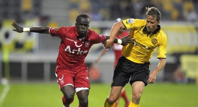 轻球员中具 轻球员中具