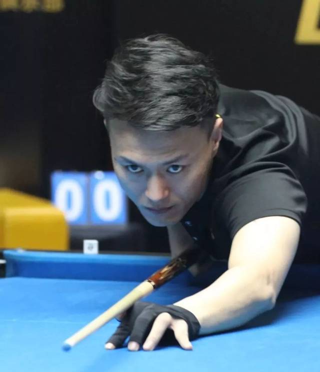 动的长期解 动的长期解